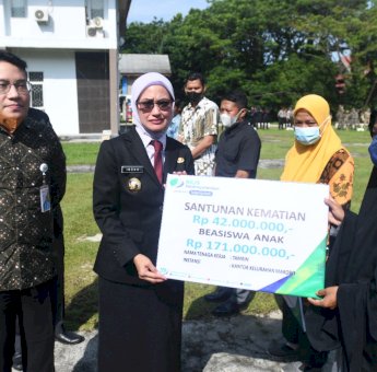 Ahli Waris Tenaga Non ASN Terima Santunan dan Beasiswa Pendidikan Ratusan Juta Dari Pemda Luwu Utara