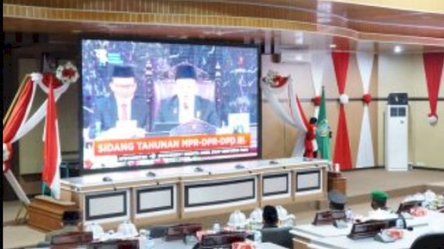 Ket : DPRD Parepare, Pemkot dan Forkopimda Simak Pidato Kenegaraan HUT ke-76 RI Secara Virtual (Istimewa)