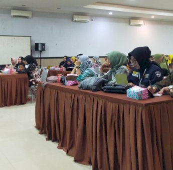 Tingkatkan Minat Baca Masyarakat, Pemprov Kolaborasi Pemkot Parepare Gelar Bimtek Perpustakaan Kelurahan/Lorong