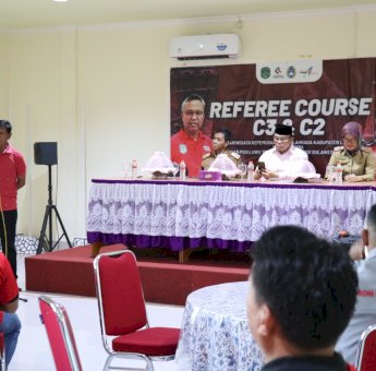 Gandeng PSSI Lahirkan Wasit Profesional, Disparmudora Luwu Timur Gelar Kursus Wasit