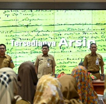 Diskominfo-SP Sulsel Gelar Kegiatan Pemusnahan Arsip Dinamis Inaktif