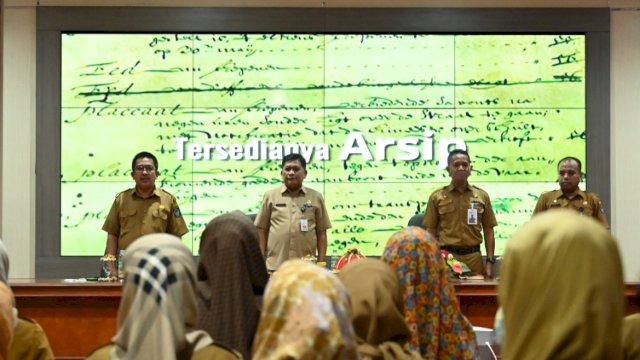 Diskominfo-SP Sulsel Gelar Kegiatan Pemusnahan Arsip Dinamis Inaktif