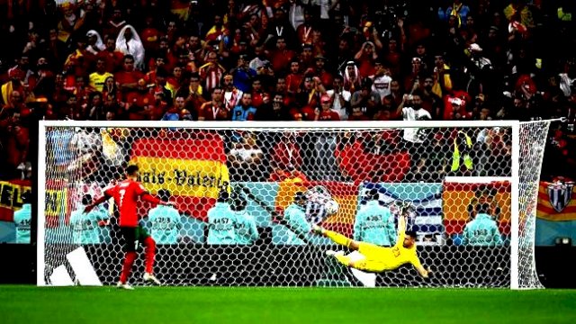 Adu Penalti Maroko VS Spanyol. (Istimewa)