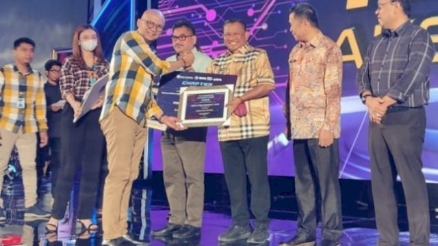 Dinobatkan Peraih Juara Pada Chapter 2022 Award, Lutfi Halide: Kedepan Tantangan Lebih Berat