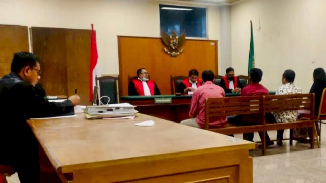 Sidang Putusan Kasus Korupsi Mantan Kepala Desa Pallime, Kecamatan Cenrana, Kabupaten Bone, di Pengadilan Negeri Makassar, Senin (19/12/2022). (Istimewa)
