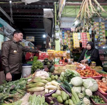 Bupati Gowa Operasi Pasar Jelang Nataru, Tak Temukan Kenaikan Harga yang Signifikan