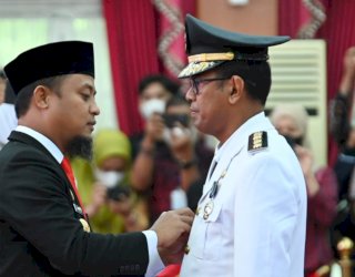 Lantik Setiawan Aswad Jadi Pj Bupati Takalar, Andi Sudirman: Selamat Bekerja!