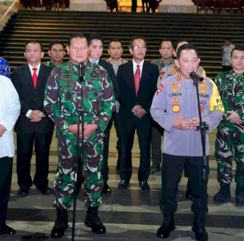 Panglima TNI dan Kapolri Tinjau Gereja di Malam Natal, Pastikan Suasana Aman Sepanjang Nataru