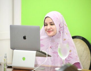 Disebut Flexing, Vanilla Hijab Sebut Priska Paramita Adnan Dilibatkan Jadi Model Event Promosi