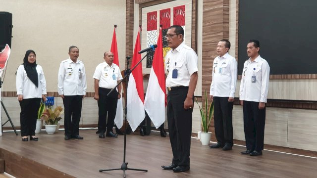 Kepala Kanwil Kemenkumham Sulsel Liberti Sitinjak saat memimpin pertemuan di Kanwil Kemenkumham Sulsel, kemarin. (Dok. Humas Kanwil Kemenkumham Sulsel)