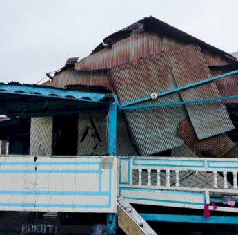84 Rumah di Desa Tamalate Takalar Porak-poranda Akibat Angin Kencang