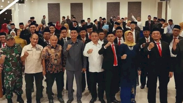 Ketua DPRD Makassar, Rudianto Lallo saat menghadiri pelantikan anggota Panwaslu Kecamatan se Kota Makassar untuk Pemilu 2024, Jumat (28/10/2022). (Foto: Istimewa)