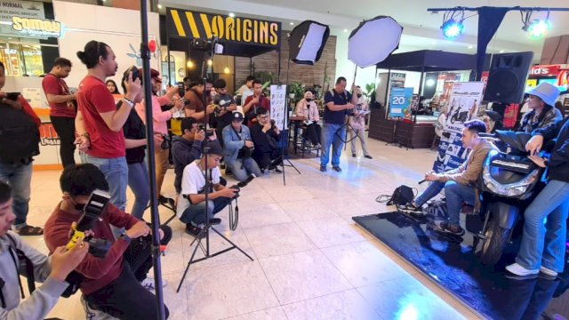 PT Suracojaya Abadimotor (SJAM) resmi memperkenalkan produk Yamaha FreeGo 125 Connected lewat The Amazing Expo yang digelar di tiga mal berbeda di Kota Makassar. (Foto: Istimewa)