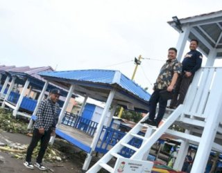 Kundapil, Legislator Makassar Ari Ashari Ilham Tinjau Progres Pengembangan Pantai Biru