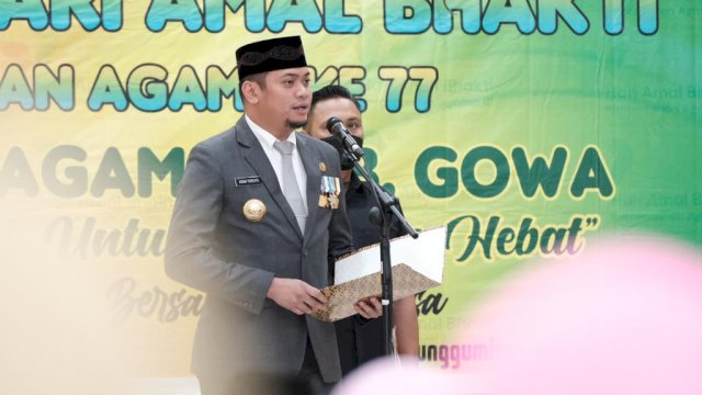 Bupati Gowa Adnan Purichta Ichsan saat menghadiri Peringatan Hari Amal Bhakti (HAB) Kementerian Agama ke-77 Tahun Tingkat Kabupaten Gowa, di Aula Fakultas Tarbiyah UIN Alauddin Makassar, Selasa (03/01). (Dok. Humas Gowa)