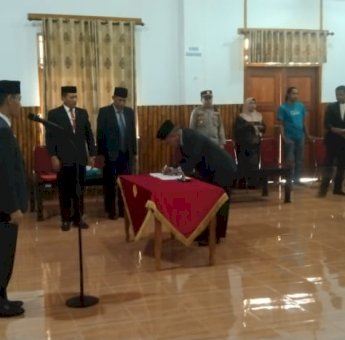 Lantik Pejabat Eselon III dan IV, Begini Pesan Bupati Wakatobi