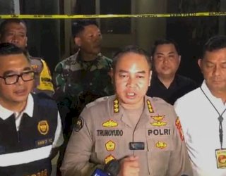 Polisi dan Bea Cukai Gagalkan Peredaran Ratusan Botol Sabu Cair Berbentuk Liquid Vape di Jakarta Barat
