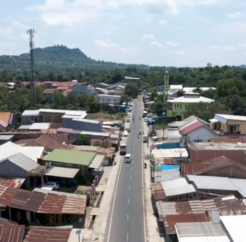Dulu Berdebu dan Berlubang, Warga Pattallassang: Terima Kasih Pak Gubernur, Jalan Kami Sudah Diperbaiki