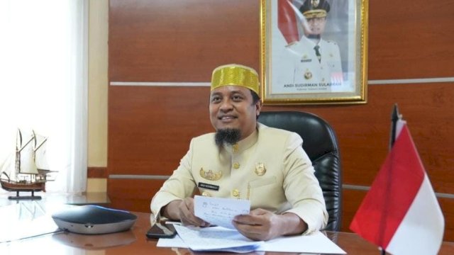 Gubernur Sulsel Andi Sudirman Sulaiman, saat mengikuti Hari Jadi Luwu ke 755 dan Hati Perlawanan Rakyat Luwu ke 77 secara virtual, Senin (23/01/2023). (Istimewa)