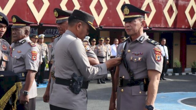 Kapolres Soppeng, AKBP Muh. Yusuf Usman memimpin Sertijab hasil mutasi Jajaran lingkup Polres Soppeng. (Ist)