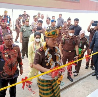 Kajati Sultra Resmikan Rumdis Griya Adhyaksa Kejari Muna