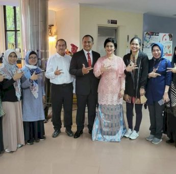 Mantan Pangdam XIV Hasanuddin Raih Doktor di Unhas