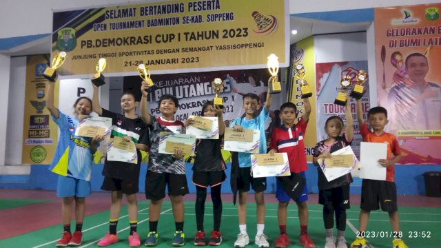 Turnamen Bulutangkis PB Demokrasi Cup I Ditutup