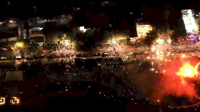 Ket : Anjungan Cempae saat malam pergantian tahun (Istimewa)