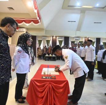 Hadiri Pelantikan APDESI, Indah Putri Indriani : Kompetisi Sudah Berakhir, Sekarang Kolaborasi