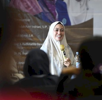 Dihadapan Mahsiswa FISIP, Indah Putri Indriani : Perempuan Mampu Ciptakan Organisasi Yang Sehat