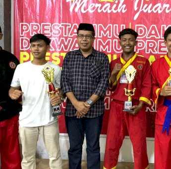 Piala Bergilir Kejurda I Tapak Suci Muhammadiyah Gowa Diraih Cabang Sungguminasa