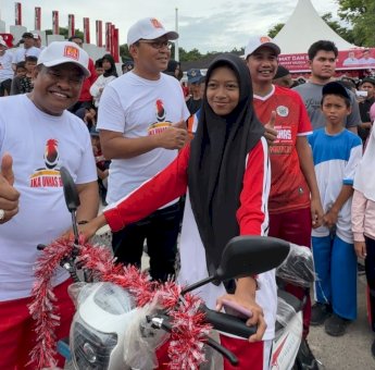 Kompak! Ketua DPRD dan Wali Kota Makassar Hadiri Jalan Sehat IKA Unhas Bone