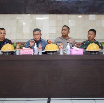 Wali Kota Parepare Taufan Pawe dan Polres Bahas Laga PSM Vs RANS