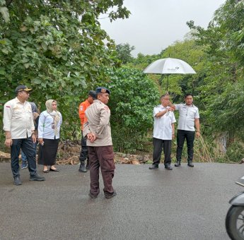 Wawali Pangerang Rahim Tinjau Kondisi Dua Jembatan di Parepare Rusak Akibat Banjir