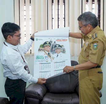 Wali Kota Parepare Taufan Pawe Terima Penghargaan Pelestarian Bahasa Daerah dari Menteri Pendidikan