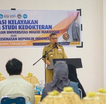 Taufan Pawe Hadiri Visitasi Kelayakan Prodi Kedokteran UNM