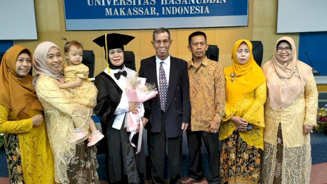 Pengukuhan Jabatan Guru Besar dalam Bidang Ilmu Bahasa Fakultas Ilmu Budaya Universitas Hasanuddin, berlangsung di Ruang Senat Unhas Kampus Tamalanrea, Selasa (07/02/2023). (Istimewa)
