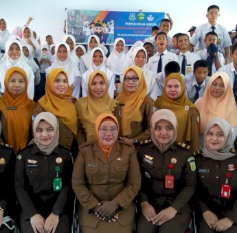 Kejaksaan Negeri Selayar Edukasi Siswa SMPN 2 Bontomatene Melalui Program JMS