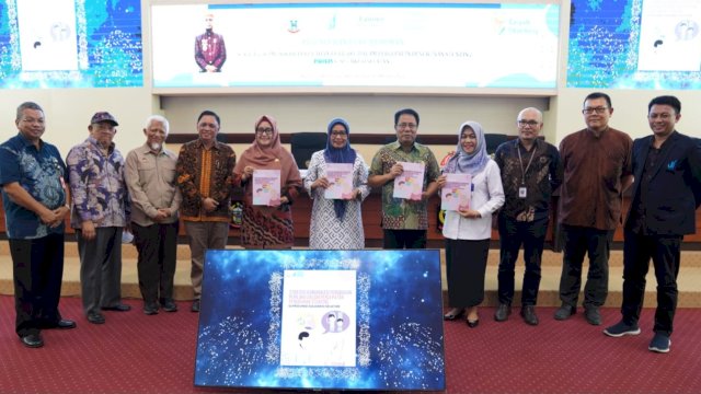 Pj Sekda Sulsel Andi Aslam Patonangi, saat meluncurkan Buku Pedoman Strategi KPP, Kamis (09/02/2023). (Istimewa)