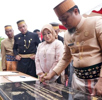 Resmikan TPI Beba Takalar, Gubernur Andi Sudirman: Tahun Ini Dibangun Breakwater