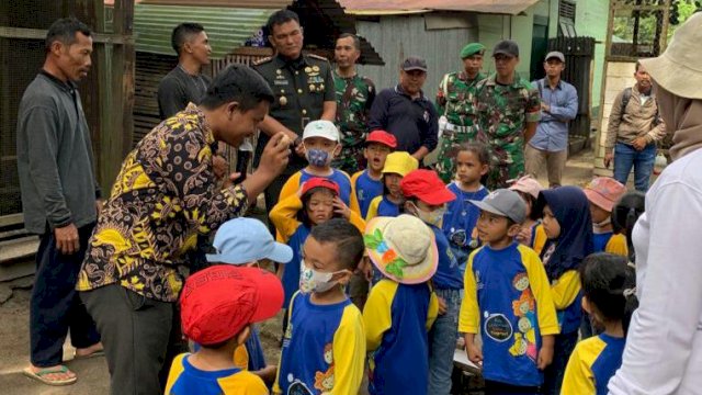 Paguyuban Peternak Ayam Kampung Banua Berikan Pelatihan Anak PAUD Terpadu Alam di Rindam VI/Mulawarman