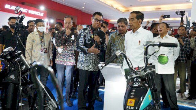 Presiden Joko Widodo mengajak semua pihak mendorong penggunaan kendaraan listrik. (Istimewa)