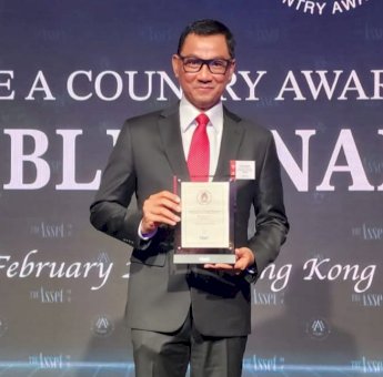 Konsisten Dorong Transisi Energi, PLN Raih Penghargaan Internasional