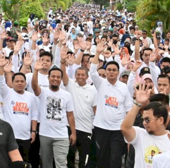 Gubernur Andi Sudirman Jalan Anti Mager Bersama 60 Ribu Warga Barru