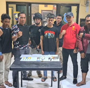 Polisi Tangkap 7 Anggota Geng Motor di Takalar, Barang Bukti Busur dan Bom Molotov Siap Pakai