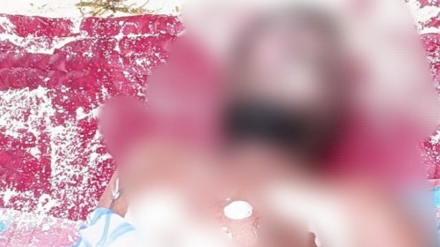 Kondisi penemuan mayat di Pantai Selayar. Identitas korban diketahui bernama Anggu berprofesi sebagai nelayan. (Ist)