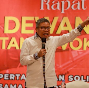 Wali Kota Parepare Taufan Pawe Jadi Pembicara di RACK IKADIN Makassar