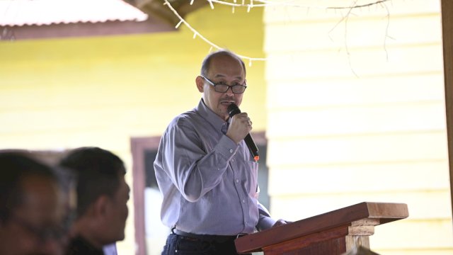 Deputi Bidang Perencanaan Strategis dan Pengadaan Tanah, Perdananto Aribowo, saat mensosialisasikan Bank Tanah di Seko. (ist)