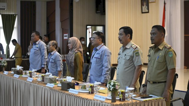 Pembukaan High Level Meeting (HLM) Tim Percepatan dan Perluasan Digitalisasi Daerah (TP2DD) se-Tana Luwu. Senin ((20/2/2023))