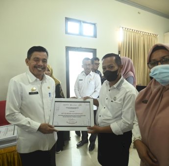 Berkontribusi Sukseskan Program Healthier Smiles, 20 Sekolah di Luwu Utara Dapat Penghargaan